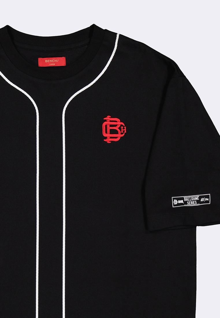 Men's Short Sleeve T-Shirt with Piping Detail