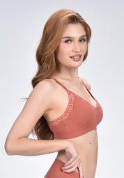 Women's Seamless Lace Triangle Bralette