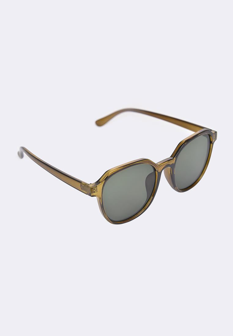 Sunglasses With Plastic Frame