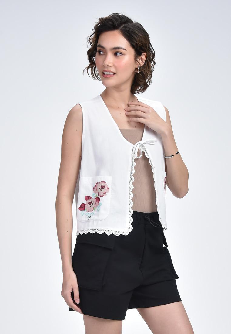 Women's Sleeveless Tie Front Top
