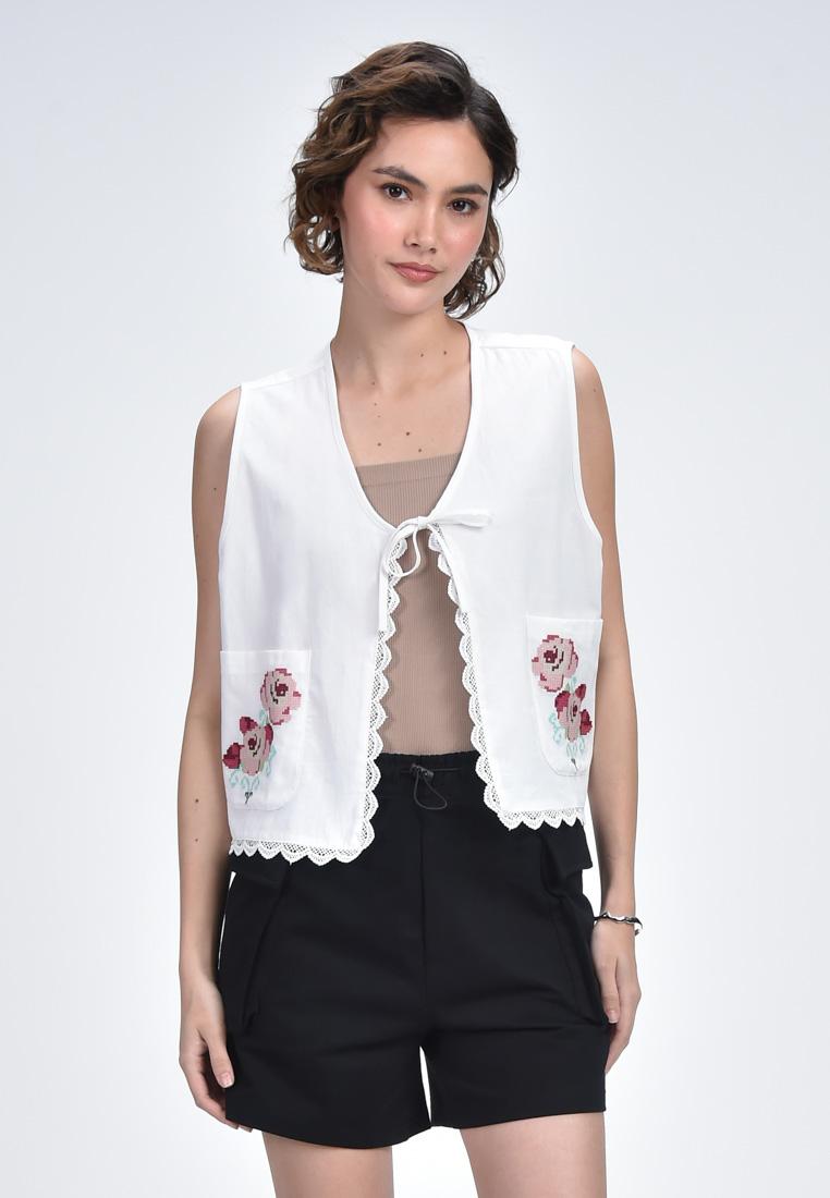 Women's Sleeveless Tie Front Top