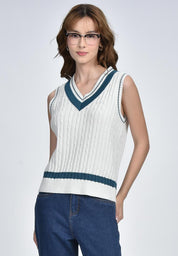 Women's Sleeveless Knit Top