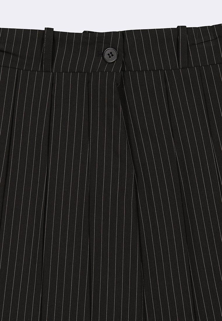 Women's Pleated Mini Skirt