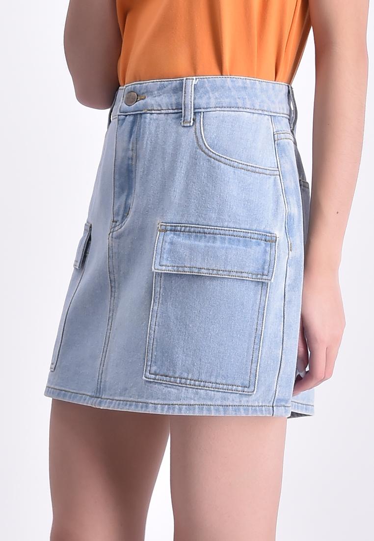 Women's Denim Cargo Mini Skirt