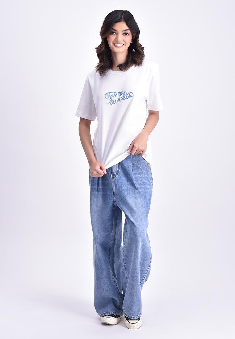 Women's Round Neck Graphic T-Shirt