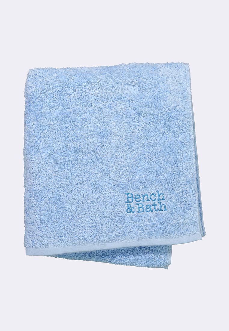 Bench towel bath outlet