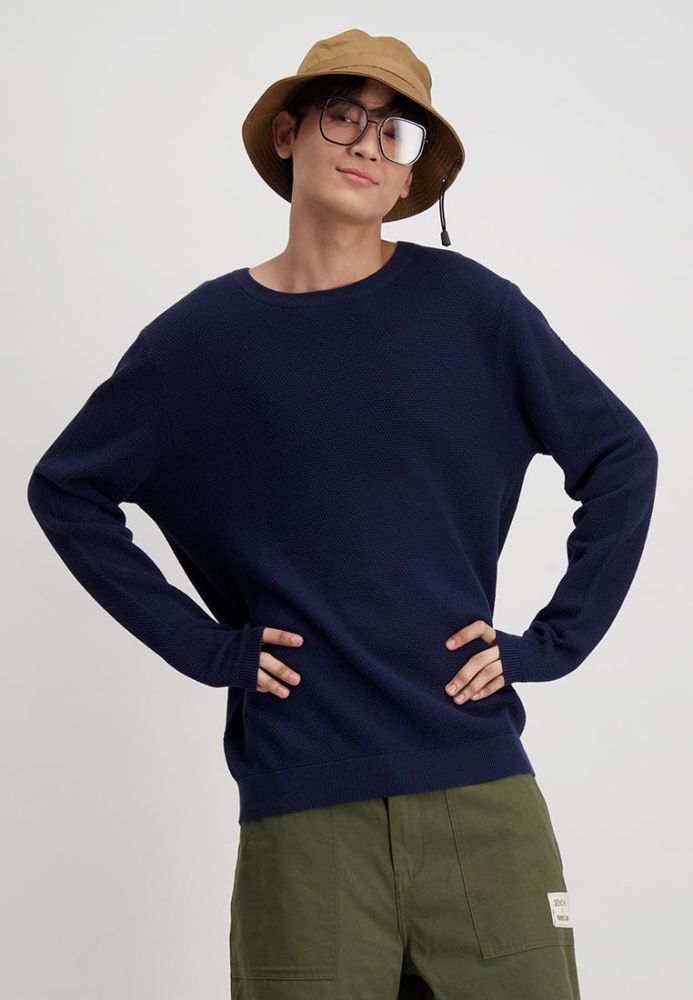 Flat knit sweater online