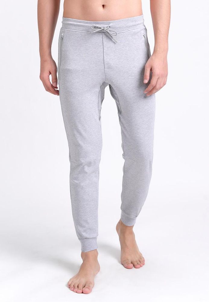 Jogger pants grey top
