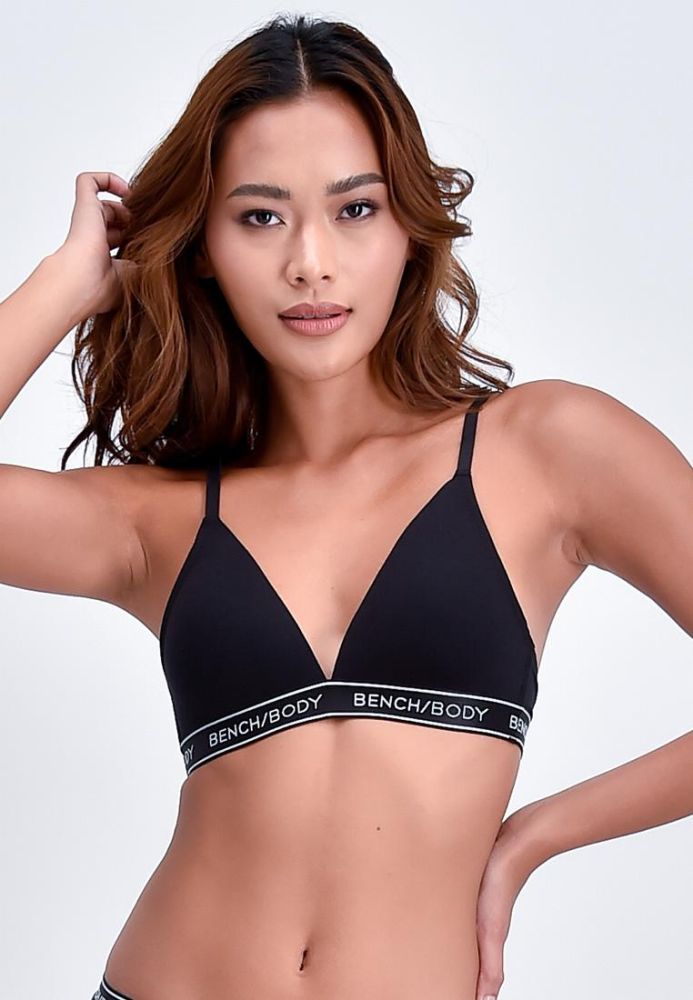BENCH/ Body, Step out in this Bench Body lingerie that helps you level up  your confidence! With a modern design, this triangle bralette combines  fashi